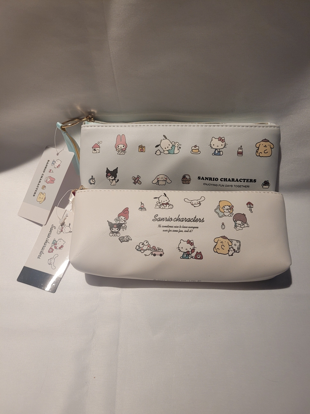 NWT Sanrio Characters White Zip Pouch Set - Cute Printed Women’s Bags